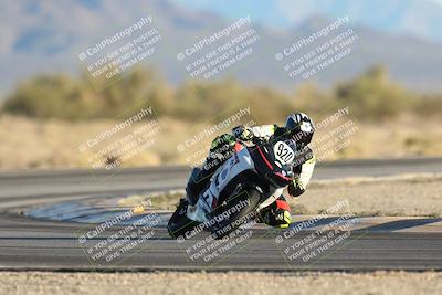 media/Dec-07-2025-CVMA (Sun) [[3e7d2de5dc]]/Race 18-Formula Twins-Formula 40 UL/